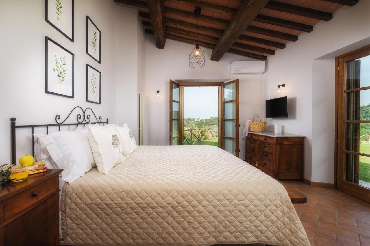 Вилла Casa Ora D'Oro - Panoramic Views / Pool / Private Garden Трекуанда Экстерьер фото